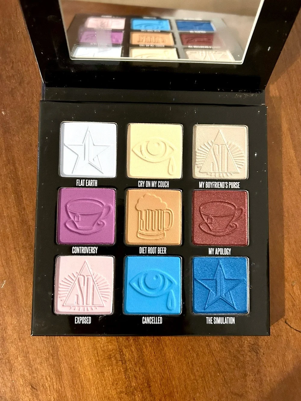 Jeffree Star x Shane Dawson Mini Controversy Eyeshadow Palette